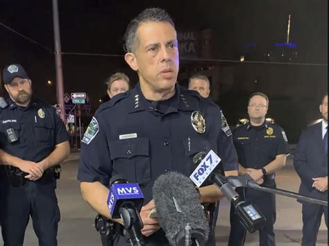 Austin pd news - Updated November 14, 2023 · 5 min read. 24. Four people were left dead, including an Austin police SWAT officer, and two others were injured after a standoff in a South Austin home on Saturday, marking the first time in more than a decade that an officer has been killed in a line-of-duty shooting. Officers found two people dead in the home.